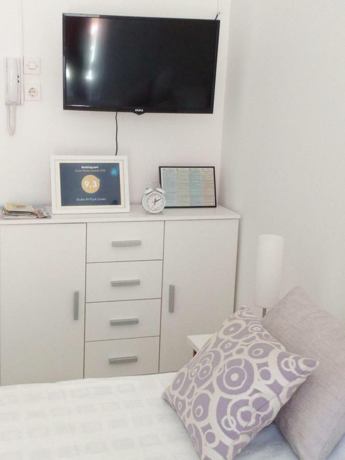 Studio In Pula Center Luaran gambar